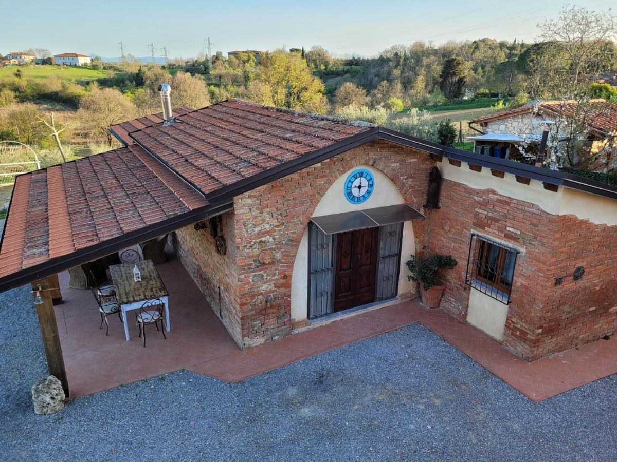הוילה לוצ'יניאנו Il Casale Di Lucullo מראה חיצוני תמונה